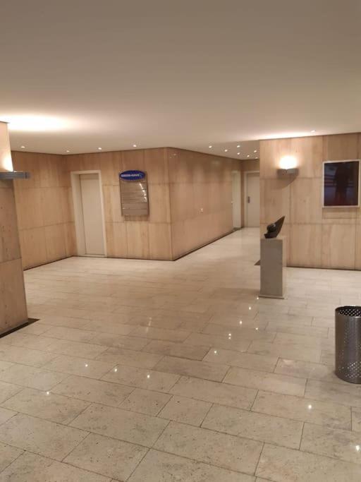 Gemutlich Und Moderne Wohnung In Düsseldorf Exterior foto